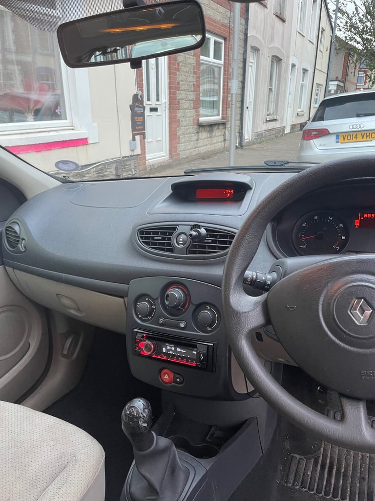 Renault, CLIO, Hatchback, 2006, Manual, 1149 (cc), 5 doors