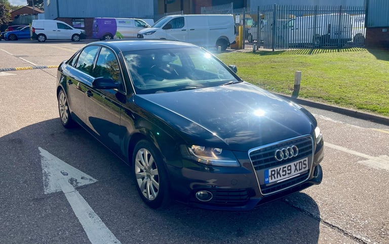 2010 Audi A4 2.0 TDI SPORT DRIVES SMOOTH READ ADD 