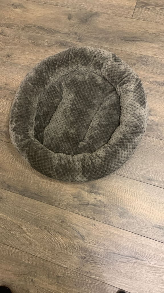 For sale dog / cat nest