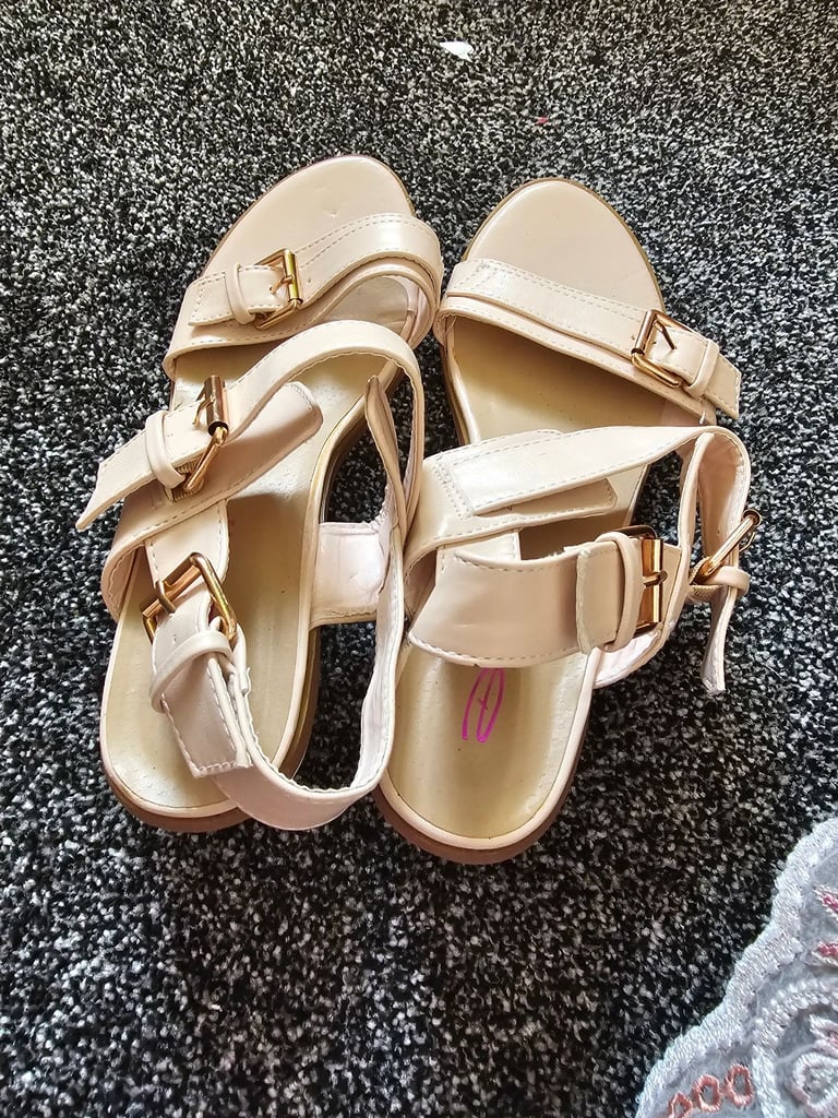 Beige colour sandles size 8
