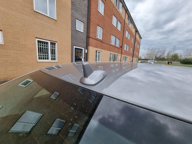 2013 Mercedes-Benz E Class 2.1 E300dh BlueTEC G-Tronic+ Euro 5 (s/s) 4dr SALOON Diesel/Electric H...