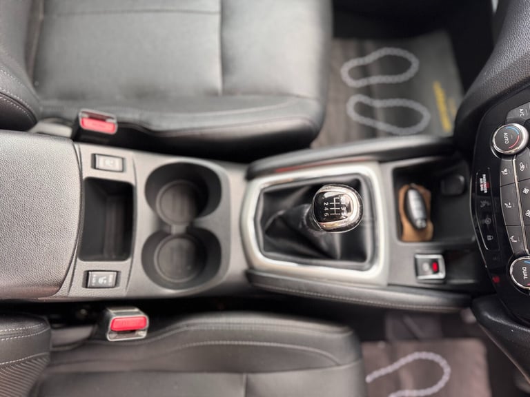 2015 Nissan Qashqai 1.6 dCi Tekna 5dr 4WD HATCHBACK Diesel Manual