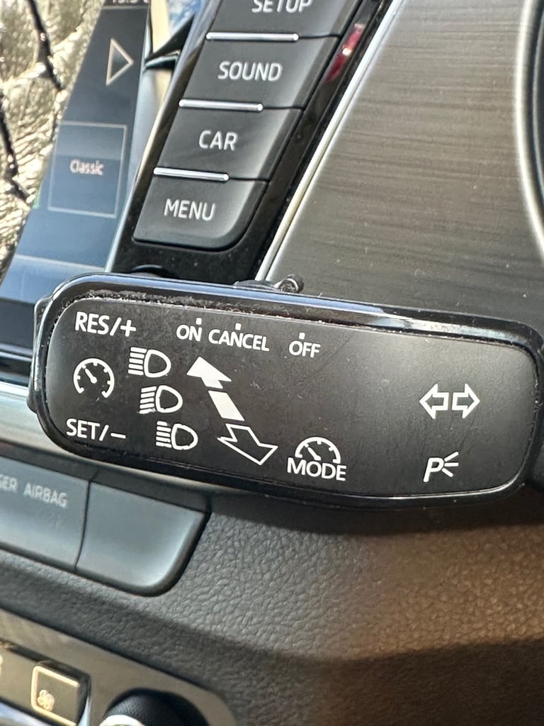 Skoda, FABIA, Hatchback, 2017, Manual, 999 (cc), 5 doors