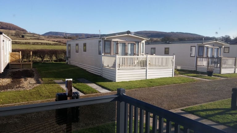 Luxury static caravan holiday home lodge at Swainby Country Park - All year access