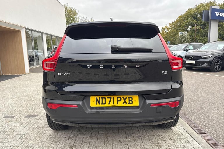 2021 Volvo XC40 1.5 T3 R-Design SUV 5dr Petrol Auto Euro 6 (s/s) (163 ps) ESTATE Petrol Automatic