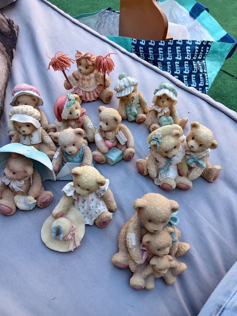 Cherished teddies collection 