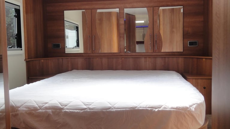 Fifth Wheel Co Celtic Rambler 5th wheel trailer