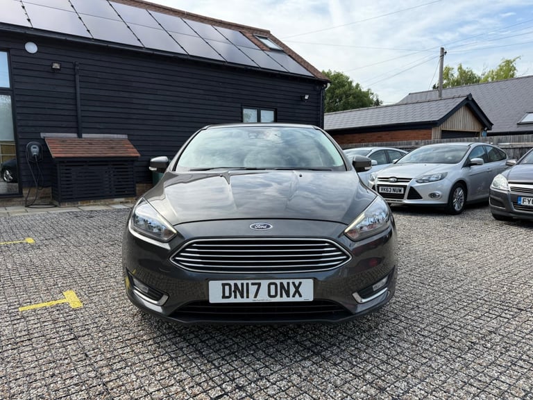 2017 Ford Focus 1.0T EcoBoost Titanium Euro 6 (s/s) 5dr HATCHBACK Petrol Manual