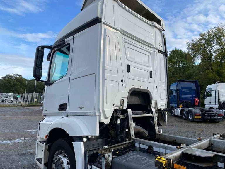MERCEDES ACTROS 1824 *EURO 6* 4X2 DEMOUNT CHASSIS CAB 2018 - BV67 OUK