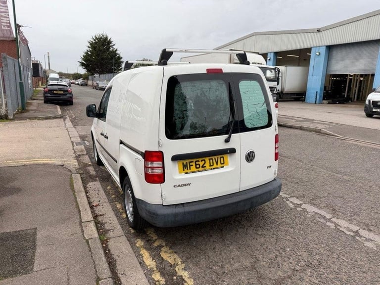 2012 62 VOLKSWAGEN CADDY 1.6 TDI C20 PANEL VAN 4DR DIESEL MANUAL L1 H1 (101 BHP)