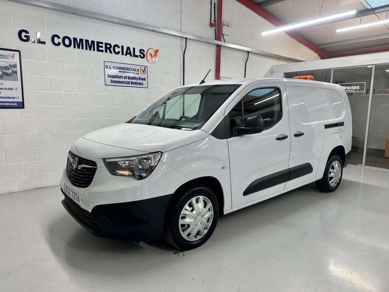 2022 VAUXHALL COMBO 1.5 TURBO D 2300 DYNAMIC PANEL VAN L2 * 15,980 L2 LWB * DIES