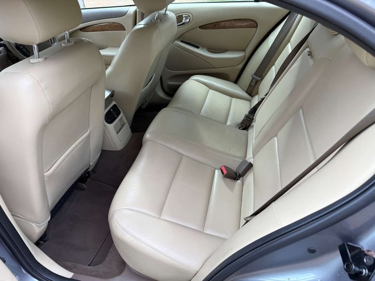 2007 Jaguar S-Type 3.0 S-Type SE V6 Auto 4dr Saloon Petrol Automatic