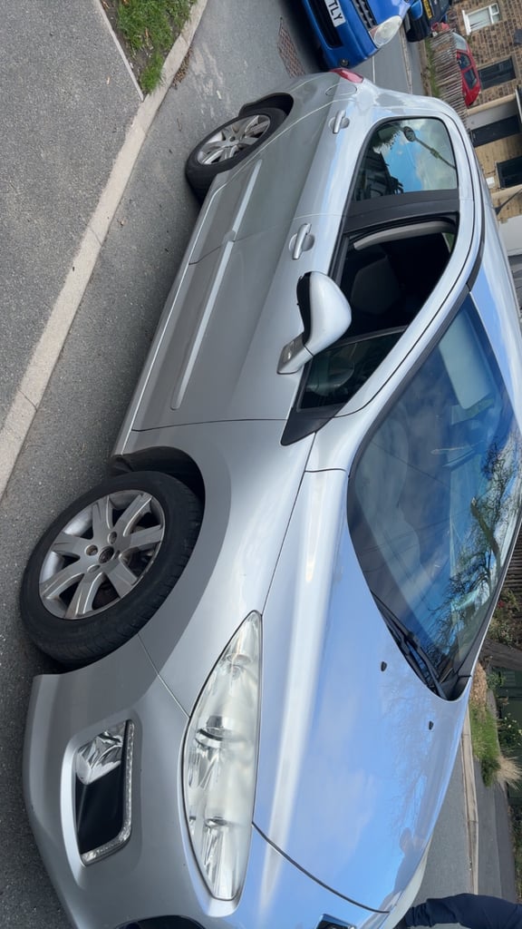 Peugeot, 308, Hatchback, 2012, Manual, 1560 (cc), 5 doors