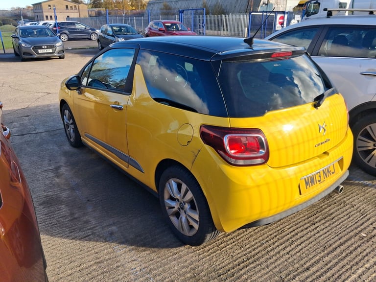 Citroen, DS3, Hatchback, 2013, Manual, 1560 (cc), 3 doors