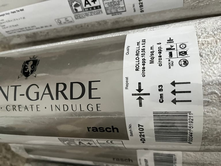 Rasch's Sienna Marble, Pearl wallpaper - 8 x rolls - 