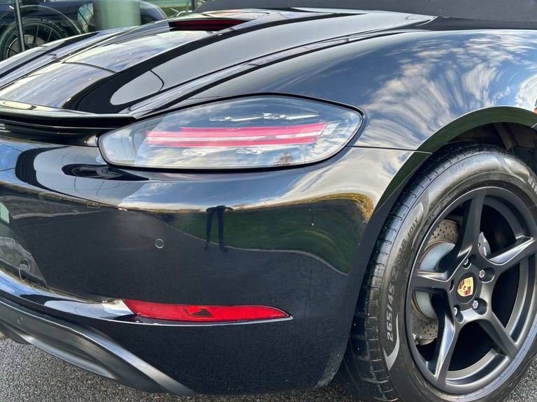 2017 Porsche Boxster 2.0 2dr CONVERTIBLE PETROL Manual