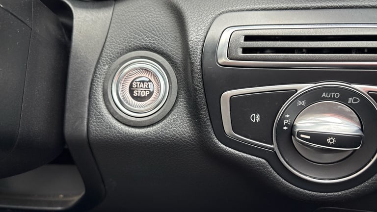 2019 Mercedes-Benz C Class C220d AMG Line Premium Plus 4dr 9G-Tronic Diesel Saloon Saloon Diesel ...