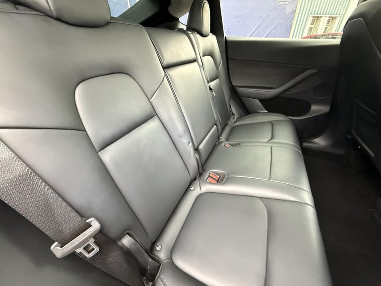 2022 Tesla Model Y Long Range AWD 5dr Auto MPV ELECTRIC Automatic