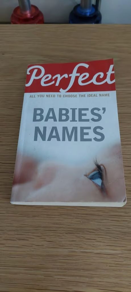 Different books: Healthy Pregnancy +Babies Names
