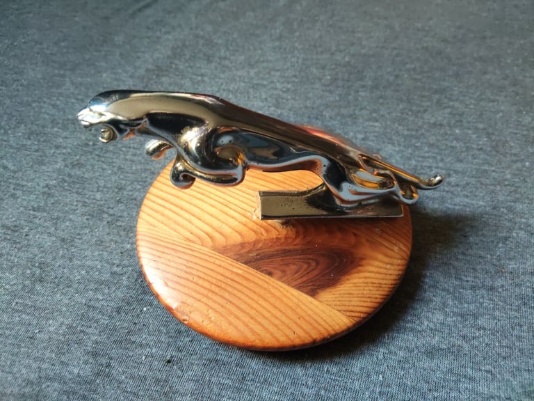 image for Jaguar hood ornament 