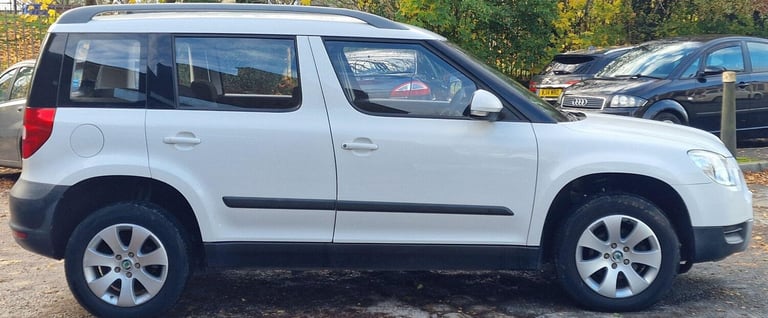 2010 Skoda Yeti 1.2 TSI S DSG Euro 5 5dr HATCHBACK Petrol Automatic