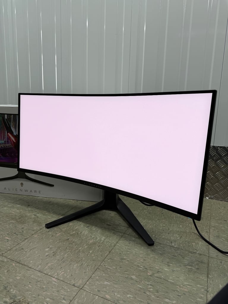 34 inch Alienware QD OLED WQHD 3440x1440 21:9 1800R Curved Gaming Monitor 165Hz  0.1ms AW3423DWF