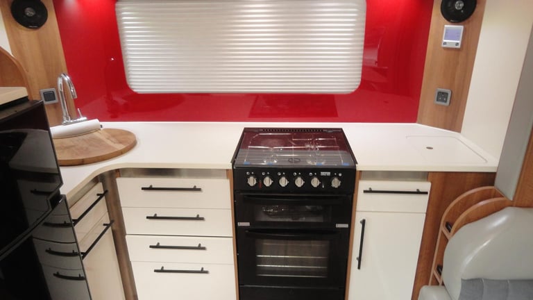 Fifth Wheel Co Celtic Rambler 5th wheel trailer
