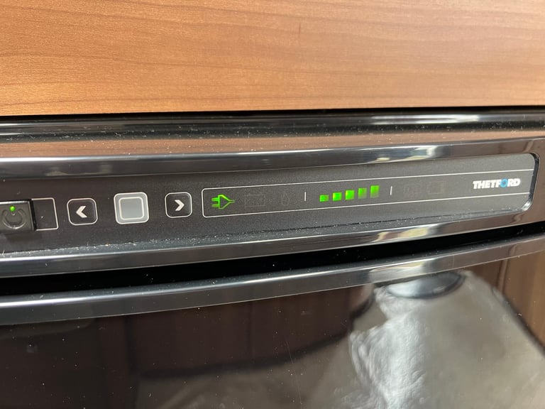 ⭐️ 2013/14 ELDDIS AFFINITY 482 ⭐️ 2 BERTH LUXURY TOURING CARAVAN ⭐️ ⭐️ 