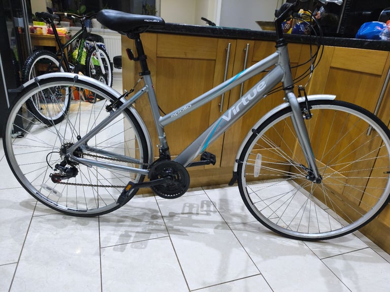 image for Women's Apollo hybrid bike fully working 