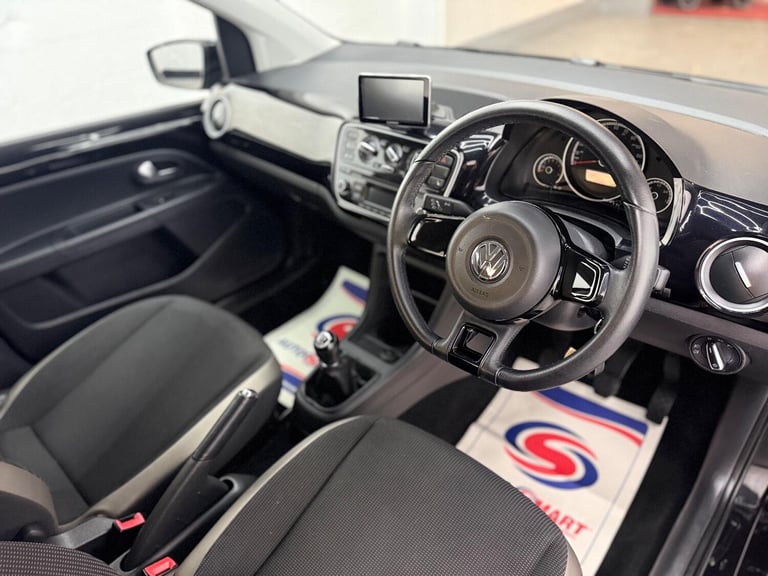 2014 Volkswagen 1.0 High UP! Petrol/Manual/5DR