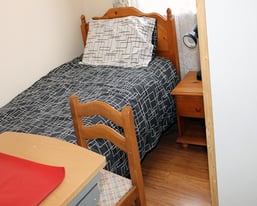 image for Single room to rent for £500 pcm inc of all bills in Palmers Green area
