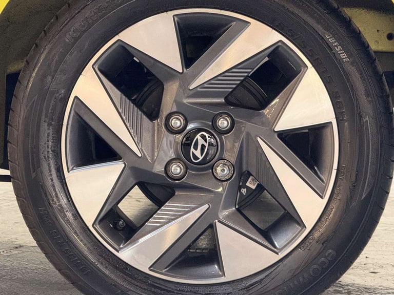 2024 Hyundai i10 1.0 Advance Auto Euro 6 (s/s) 5dr Hatchback Petrol Automatic