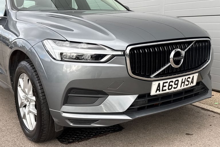 2019 Volvo XC60 2.0 B4 MHEV Momentum Auto AWD Euro 6 (s/s) 5dr SUV DIESEL Automatic