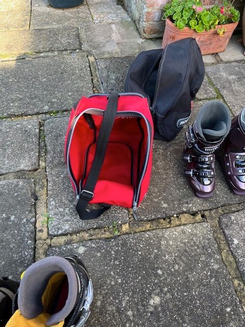 Salomon 7.0 Ski Boots and Boot Bag and Raichle QR500 Ski Boots and Boot Bag