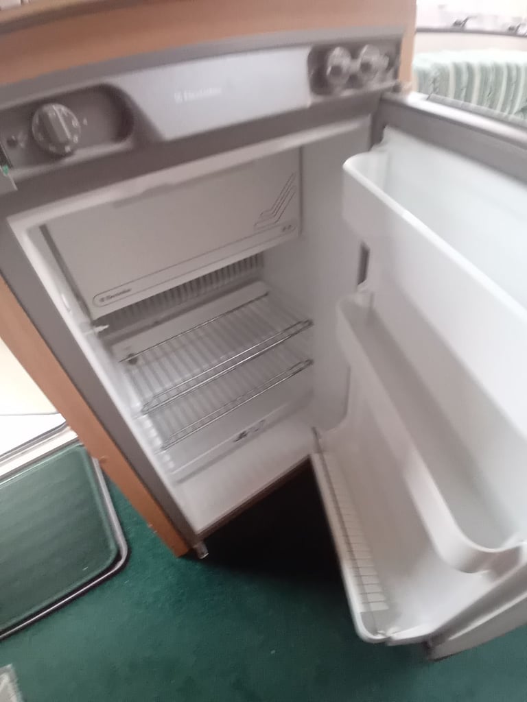 Light weight caravan 