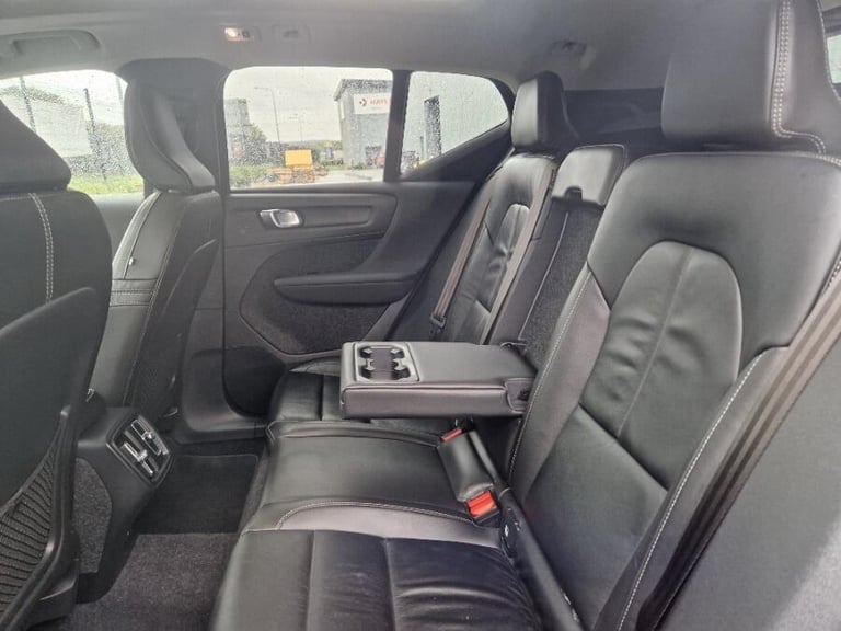 2022 Volvo XC40 2.0 B4 MHEV Inscription Pro SUV 5dr Petrol Hybrid DCT Auto AWD Euro 6 (s/s) ESTAT...