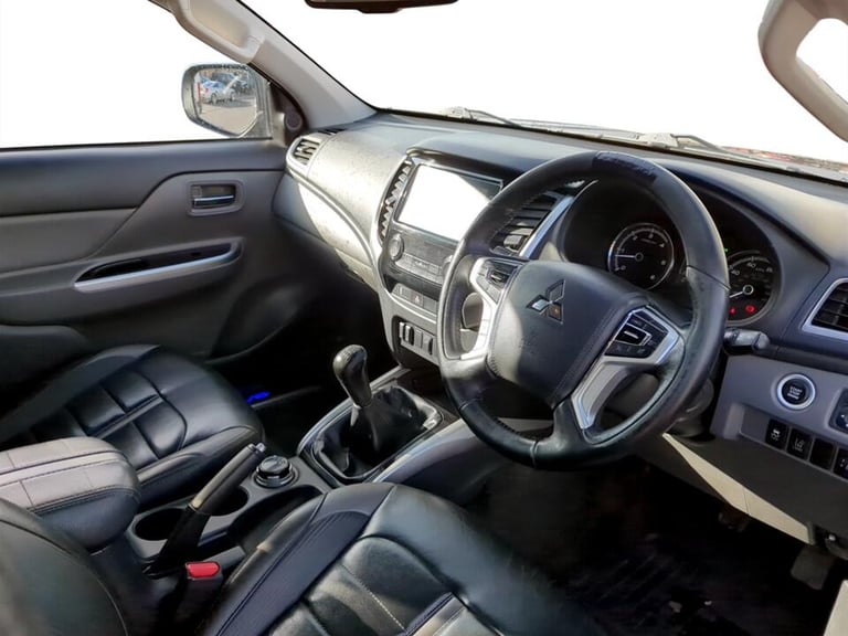 2018 Mitsubishi L200 Double Cab DI-D 178 Barbarian 4WD PICK UP DIESEL Manual