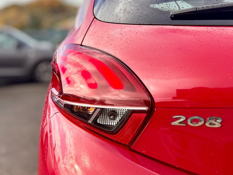 2015 Peugeot 208 1.6 BlueHDi 120 GT Line 5dr HATCHBACK Diesel Manual