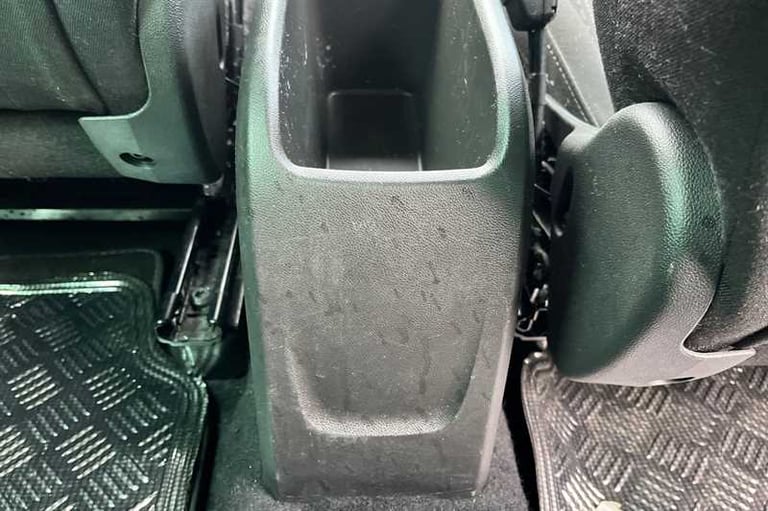 2021 Vauxhall Crossland 1.2i (83 PS) Griffin 5 Door Petrol SUV *** 1 Private Owner from New ***  ...