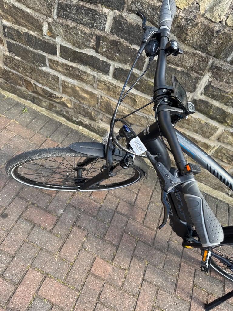 2025 Carrera Crossfire 2.0 Electric Hybrid Bike Like New