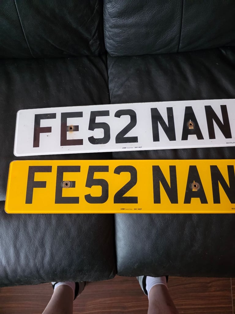 Private registration plate 