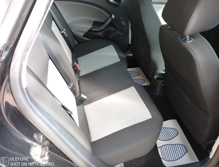 SEAT IBIZA 1.4 SE Black Manual Petrol 2013
