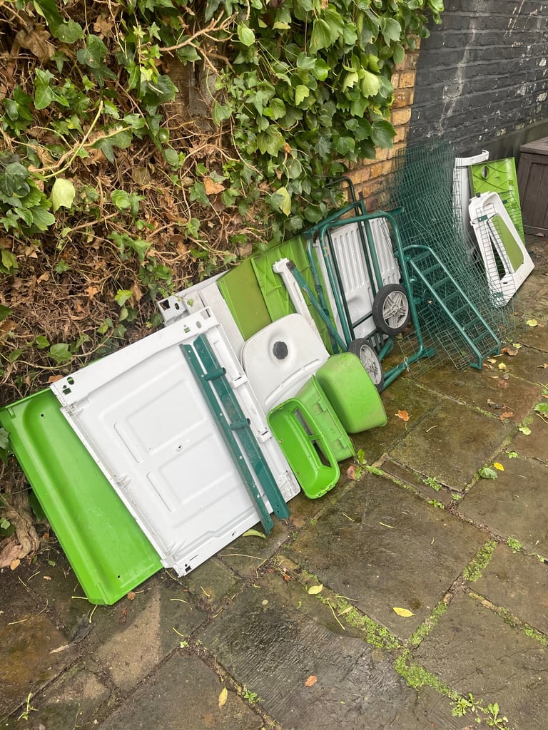 Omlet Eglu Go Chicken Coop with Run