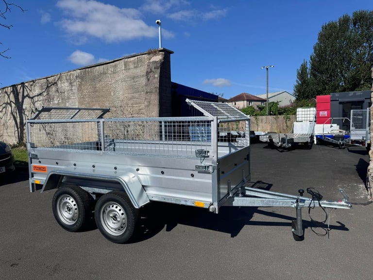 BRAND NEW 8,7ft x 4,2ft TWIN AXLE TRAILER WITH 40CM MESH