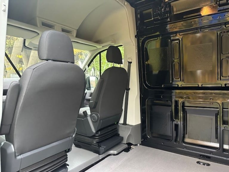 2025 Volkswagen Crafter 2.0 TDI 177PS Commerce Plus High Roof Van Auto High Roof Van Diesel Autom...