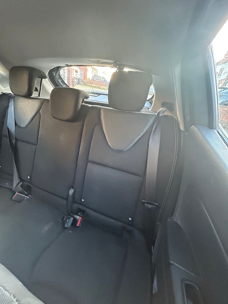 Renault, CLIO, Hatchback, 2014, Manual, 898 (cc), 5 doors