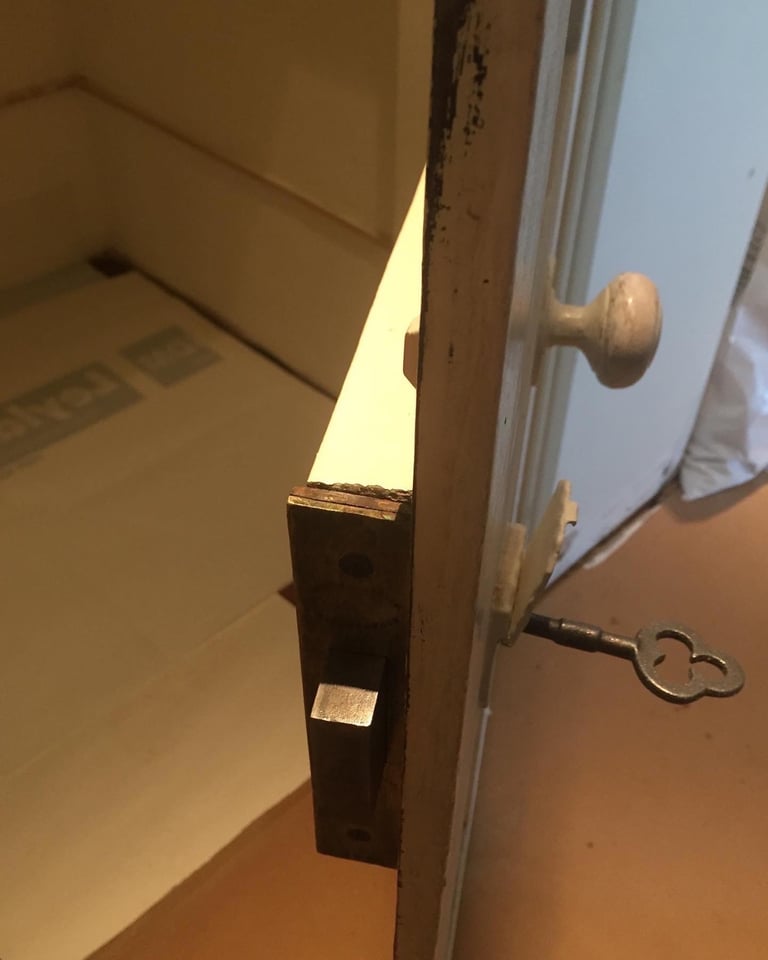 Canary Wharf, London Locksmith services 24/7 emergency 🆘 service 