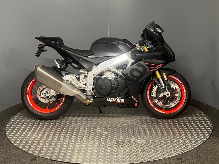 Aprilia RSV-4 1000 RR 2021 71 Plate with only 3625 miles 