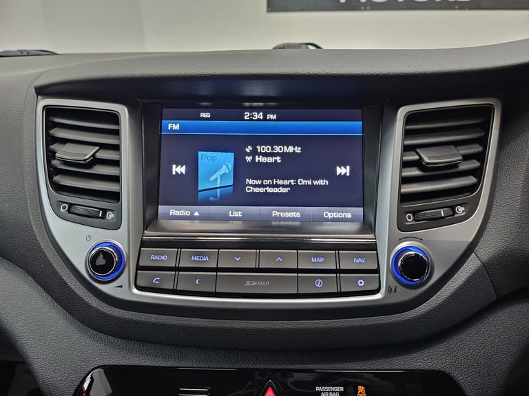 2015 Hyundai TUCSON 1.7 CRDi Blue Drive SE Nav 5dr 2WD ESTATE Diesel Manual