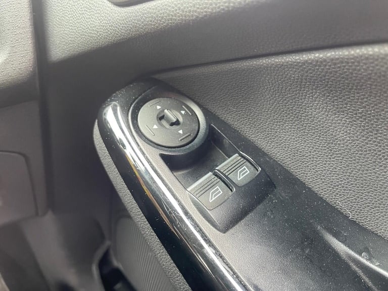 2016 Ford Fiesta 1.25 Zetec Euro 6 5dr Hatchback Petrol Manual